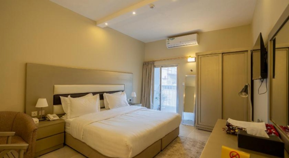 Aliqbal Hotel Main image
